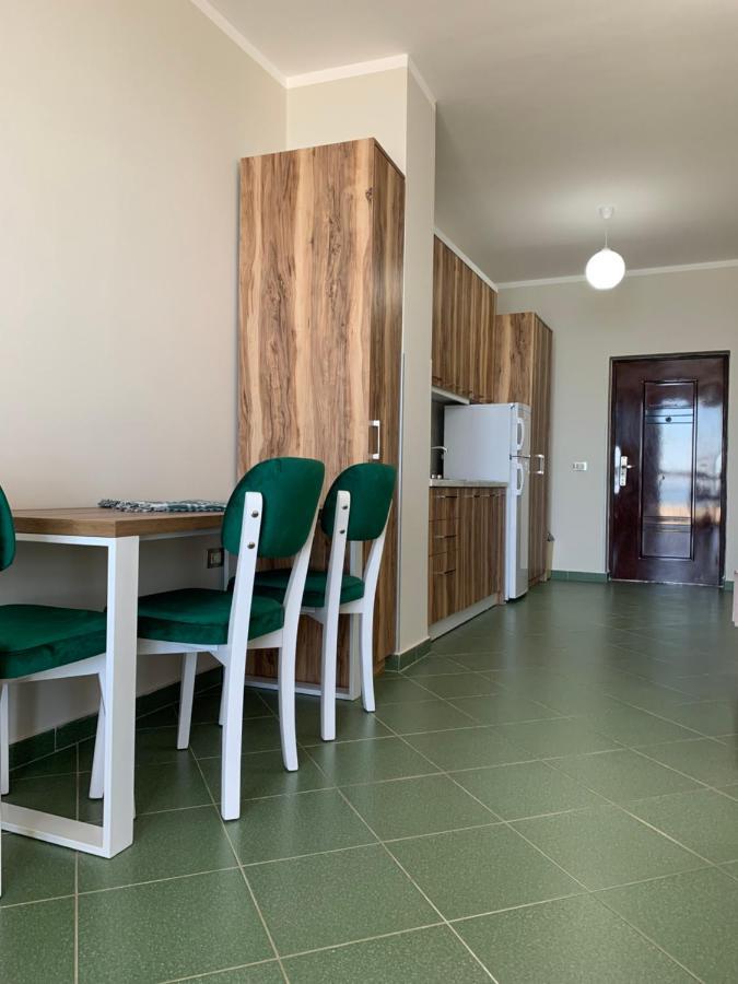 Eri Apartments 4 Shëngjin Eksteriør billede