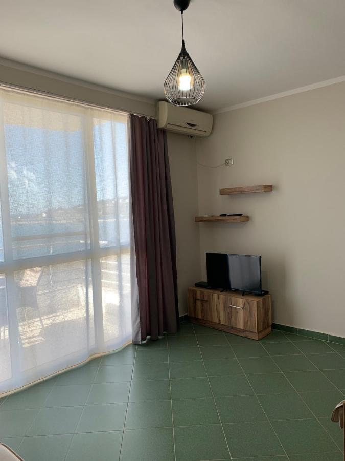Eri Apartments 4 Shëngjin Eksteriør billede