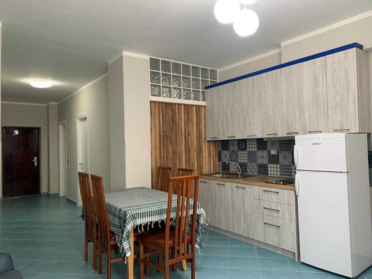 Eri Apartments 4 Shëngjin Eksteriør billede