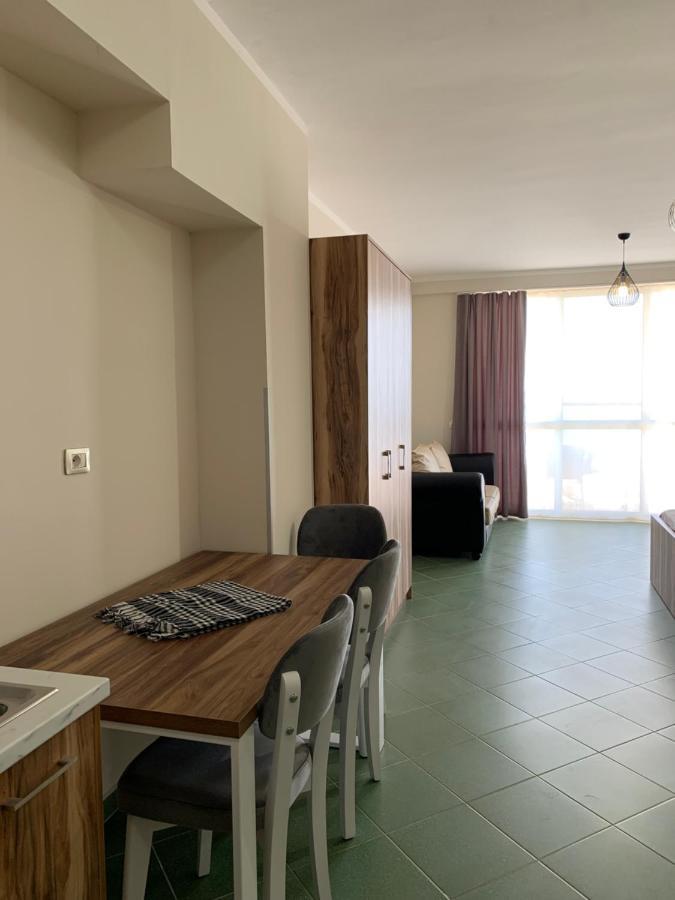 Eri Apartments 4 Shëngjin Eksteriør billede