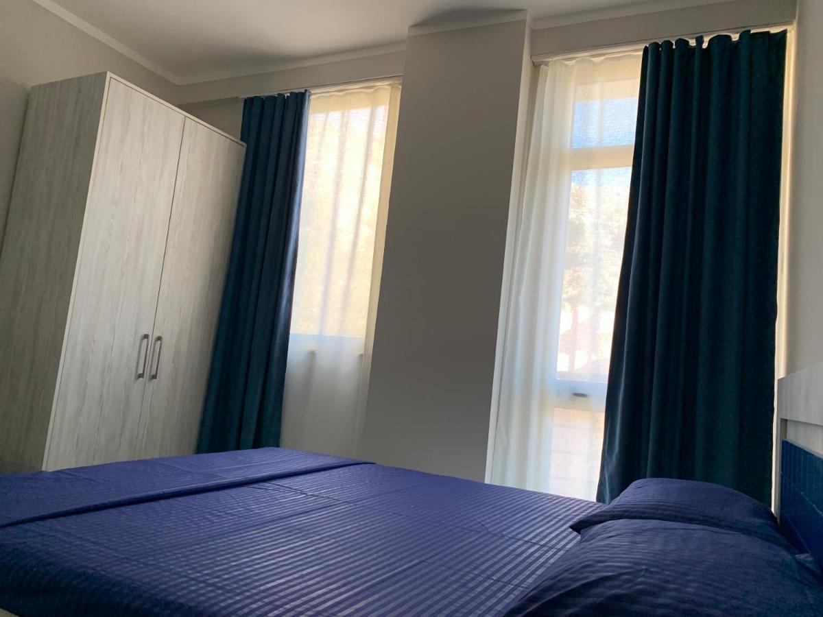 Eri Apartments 4 Shëngjin Eksteriør billede