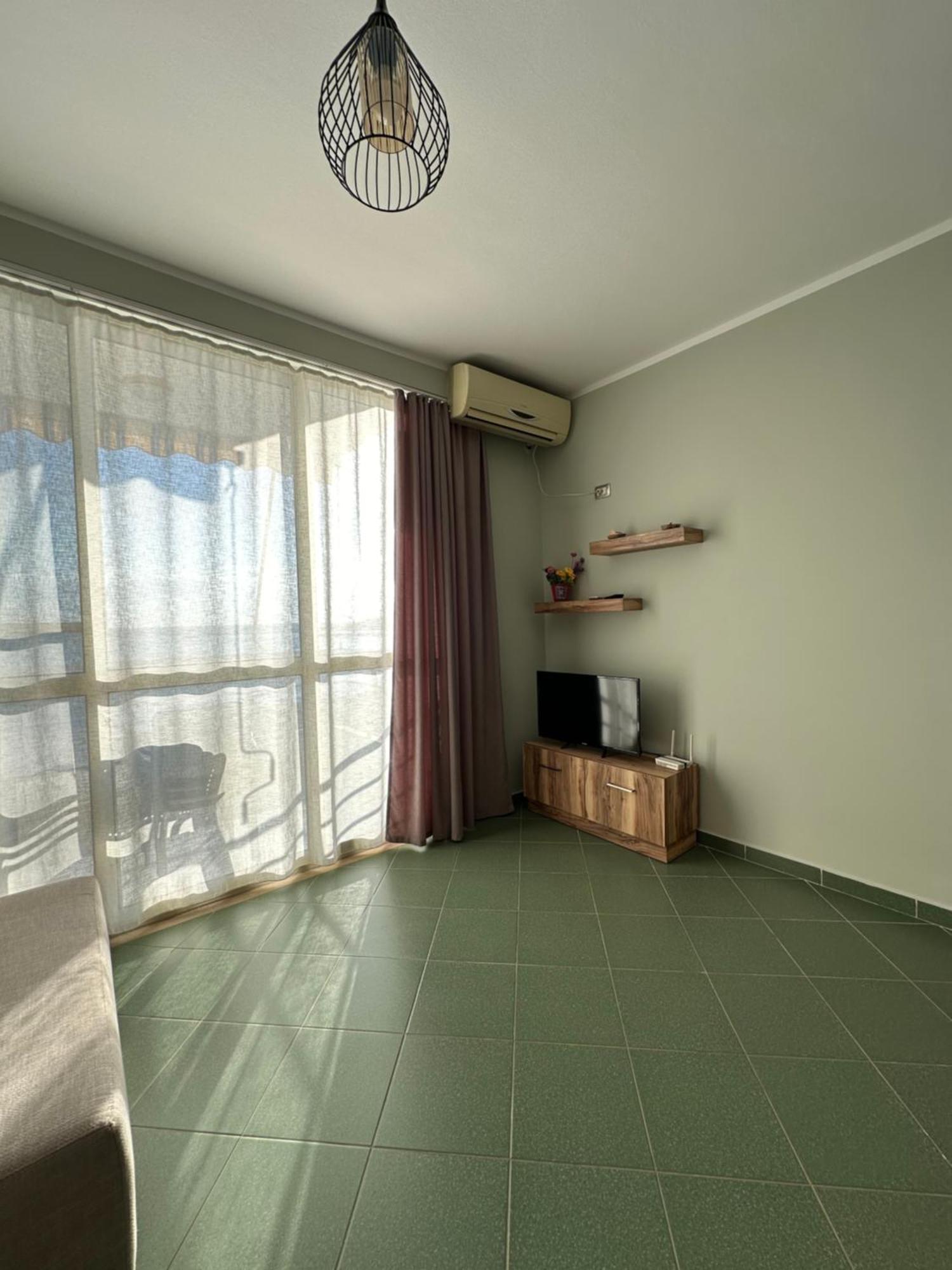 Eri Apartments 4 Shëngjin Eksteriør billede