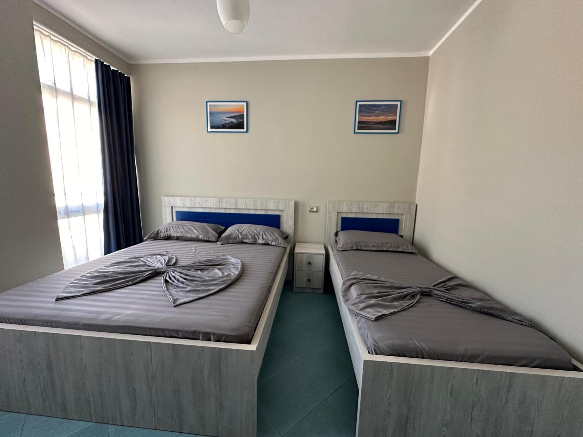 Eri Apartments 4 Shëngjin Eksteriør billede