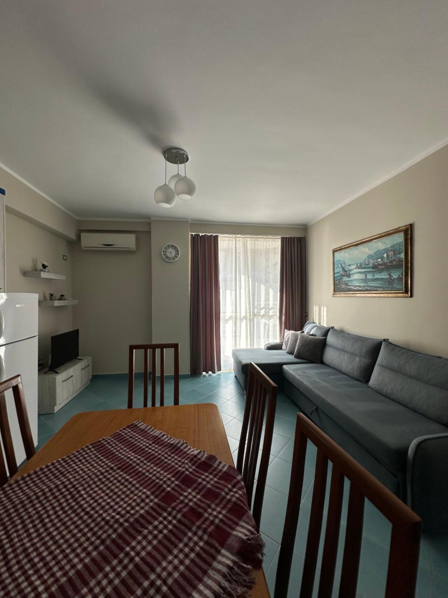 Eri Apartments 4 Shëngjin Eksteriør billede
