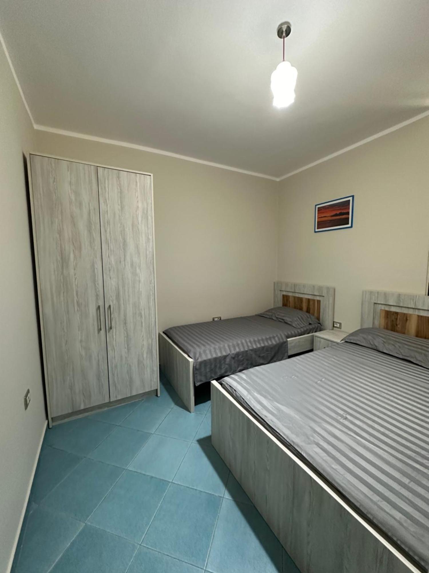 Eri Apartments 4 Shëngjin Eksteriør billede